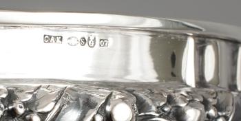 SKÅL, silver och glas, Göteborg, 1916, vikt exklusive glas 260 gram.