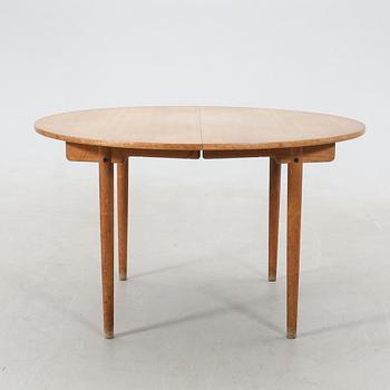 Hans J Wegner, matbord, modell CH 339, Andr Tuck Danmark.