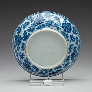 A blue and white lotus dish, Qing dynasty, Kangxi (1662-1722).