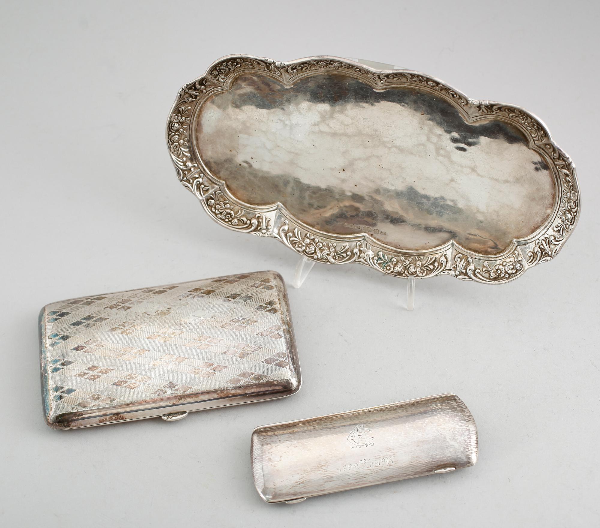 SILVERFÖREMÅL, 3 delar, 1900-tal. Vikt ca 375 gram.