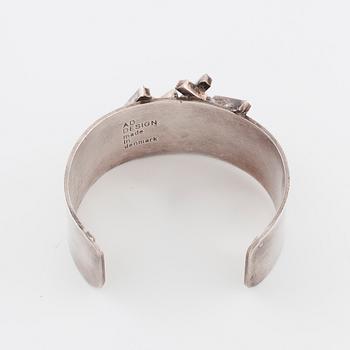 AD DESIGN, J. Andersson och Erik Dennung, Köpenhamn, Danmark, 1970s, a bangle.