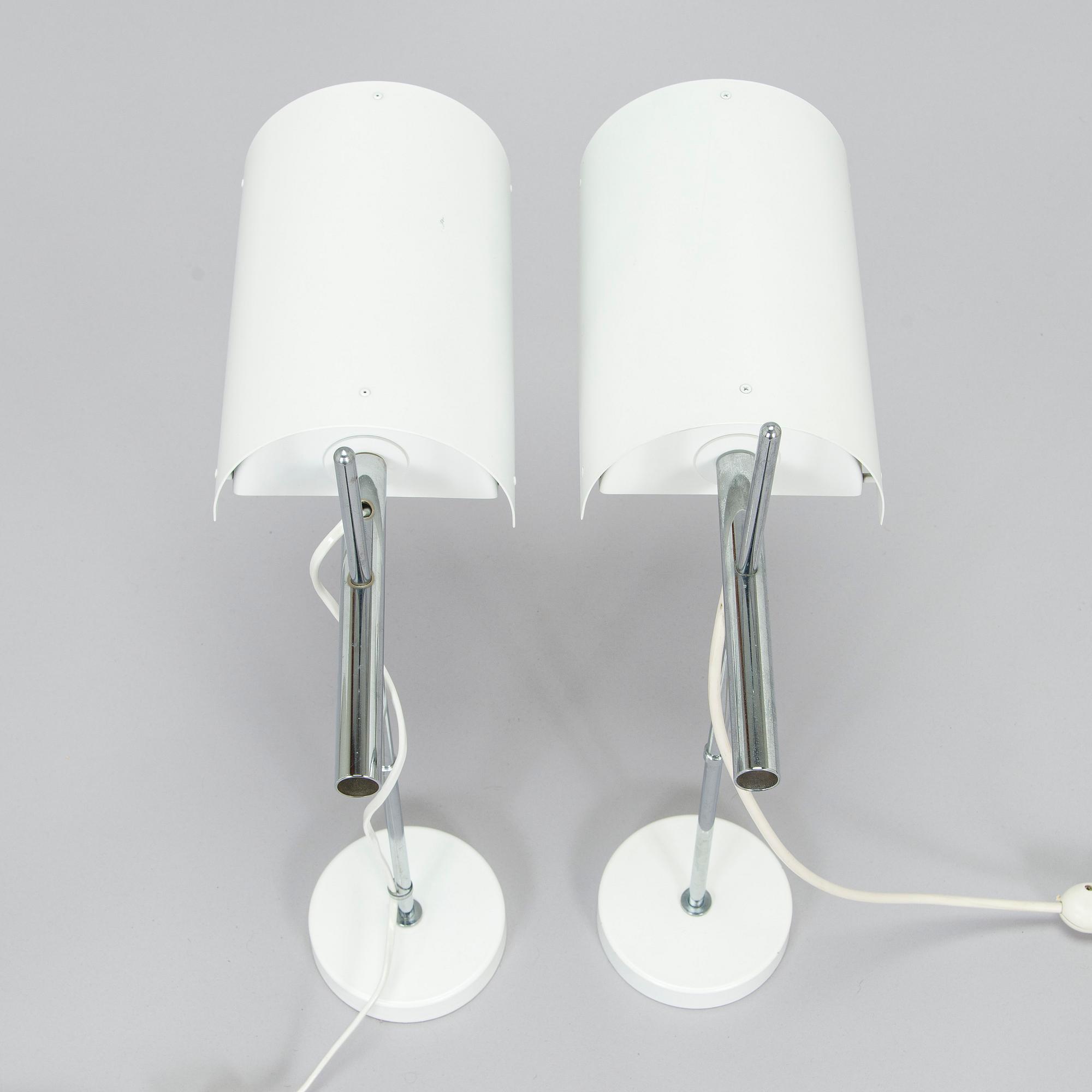Ben af Schultén, A pair of 1970s 'BS 712' wall lights by Metallimestarit for Artek Finland.