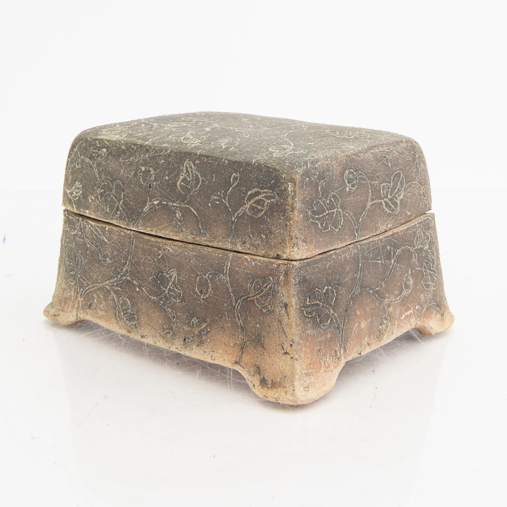 Pernilla Norrman, a signed earthenware box.