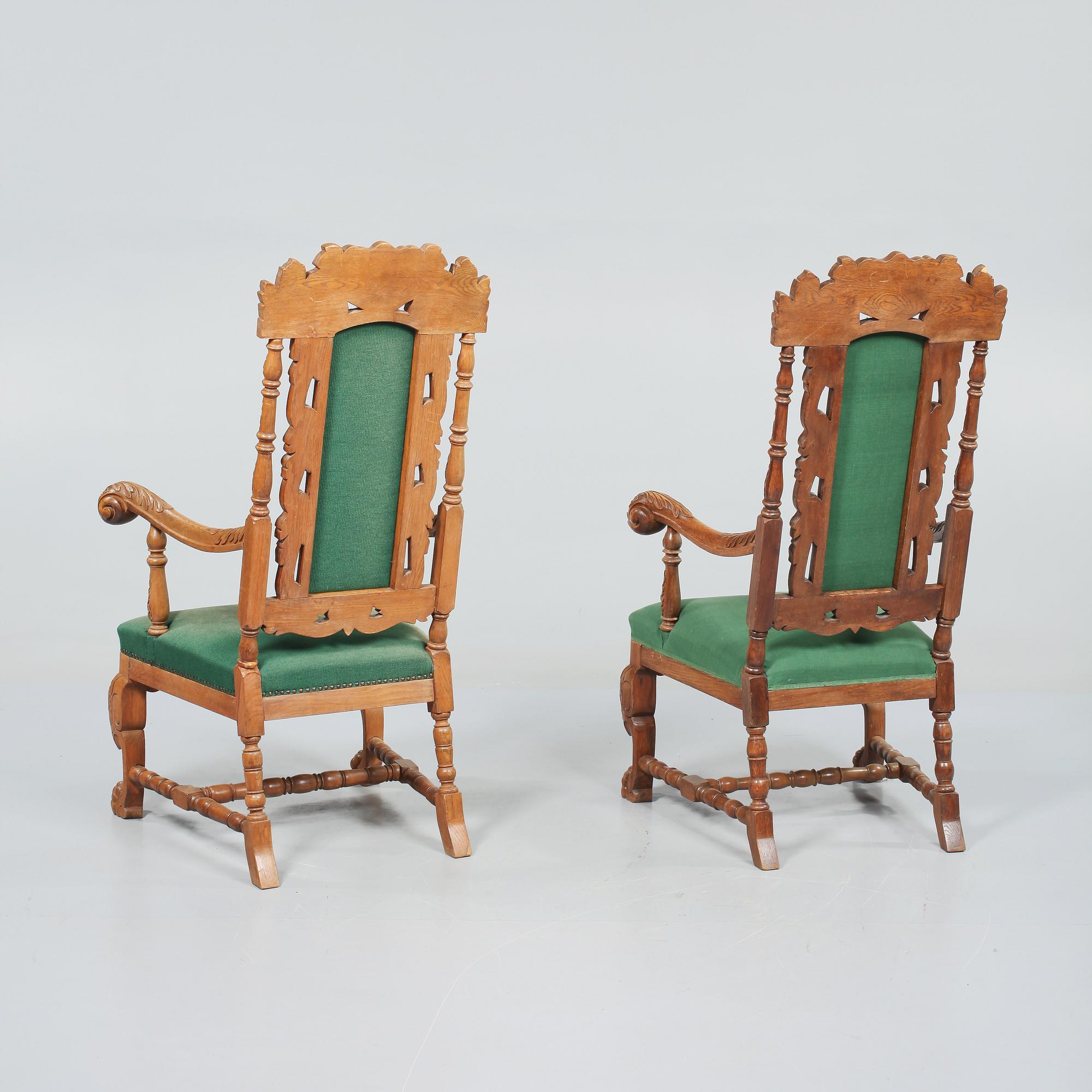 KARMSTOLAR, ett par, barockstil, 1900-talets första del.