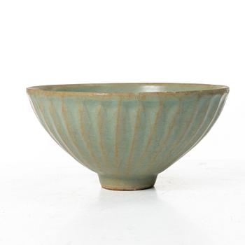 A celadon glazed bowl, Ming dynasty (1368-1644).