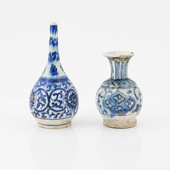 A set of two Persian (Iranian) Vases, 19th/20th century.