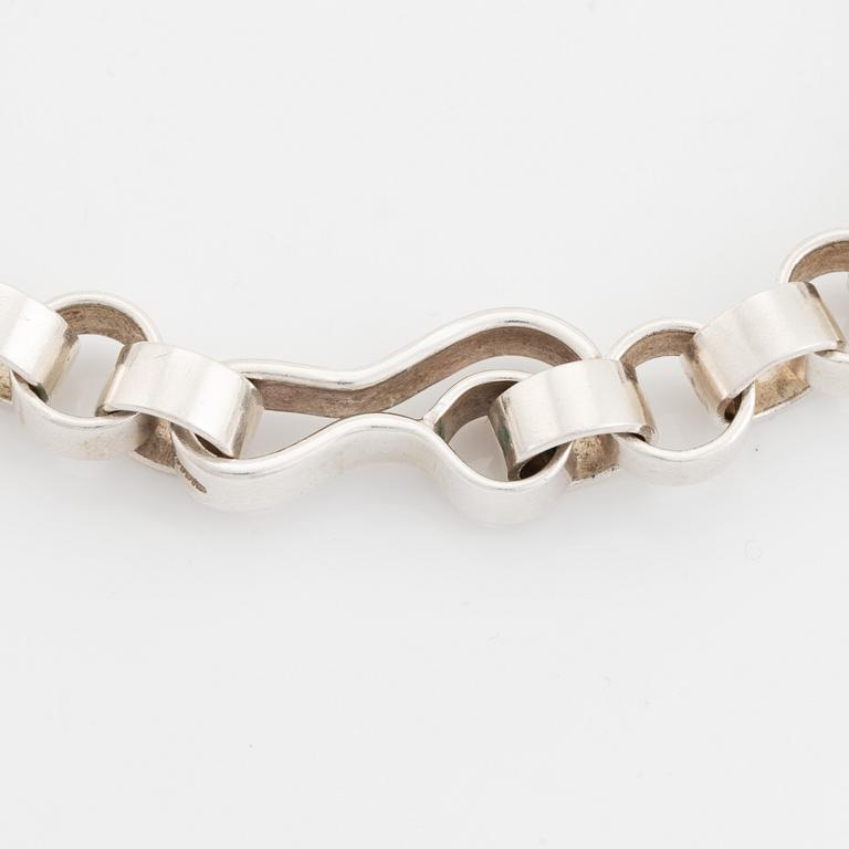 Cecilia Johansson, necklace and bracelet, sterling silver.
