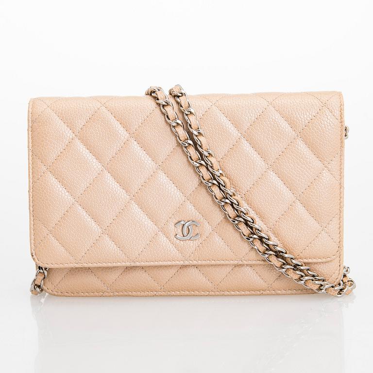 Chanel, "Wallet on Chain" laukku, 2014-2015.
