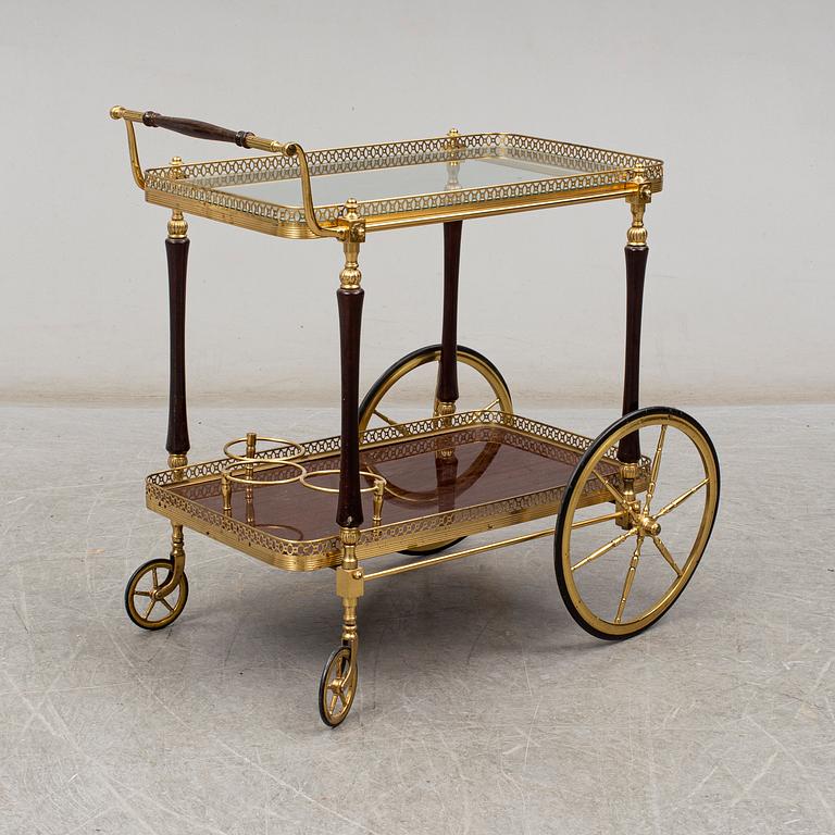 SERVERINGSVAGN, 1900-talets andra hälft.