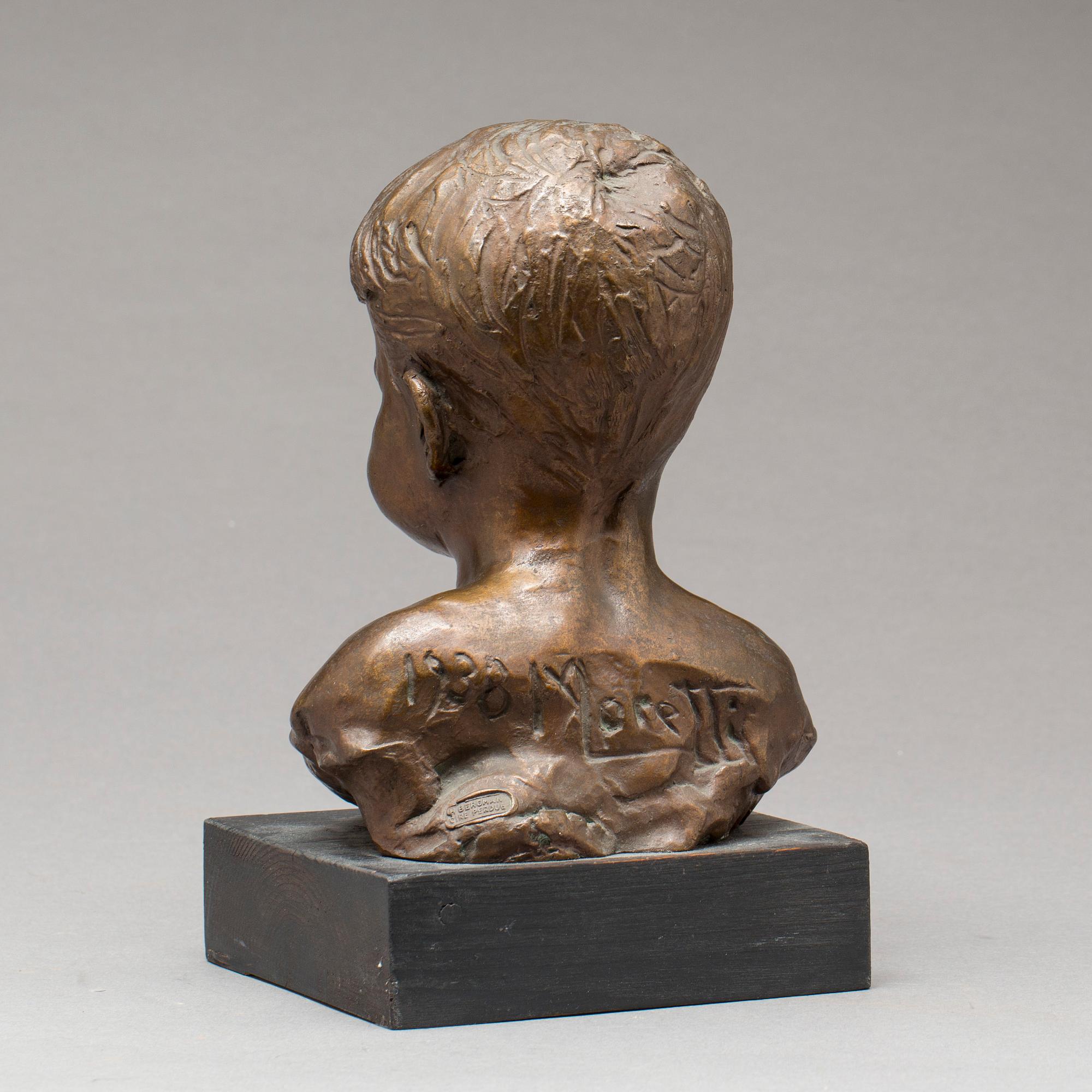 ALESSANDRO MORETTI, signerad och daterad 1938, patinerad brons.