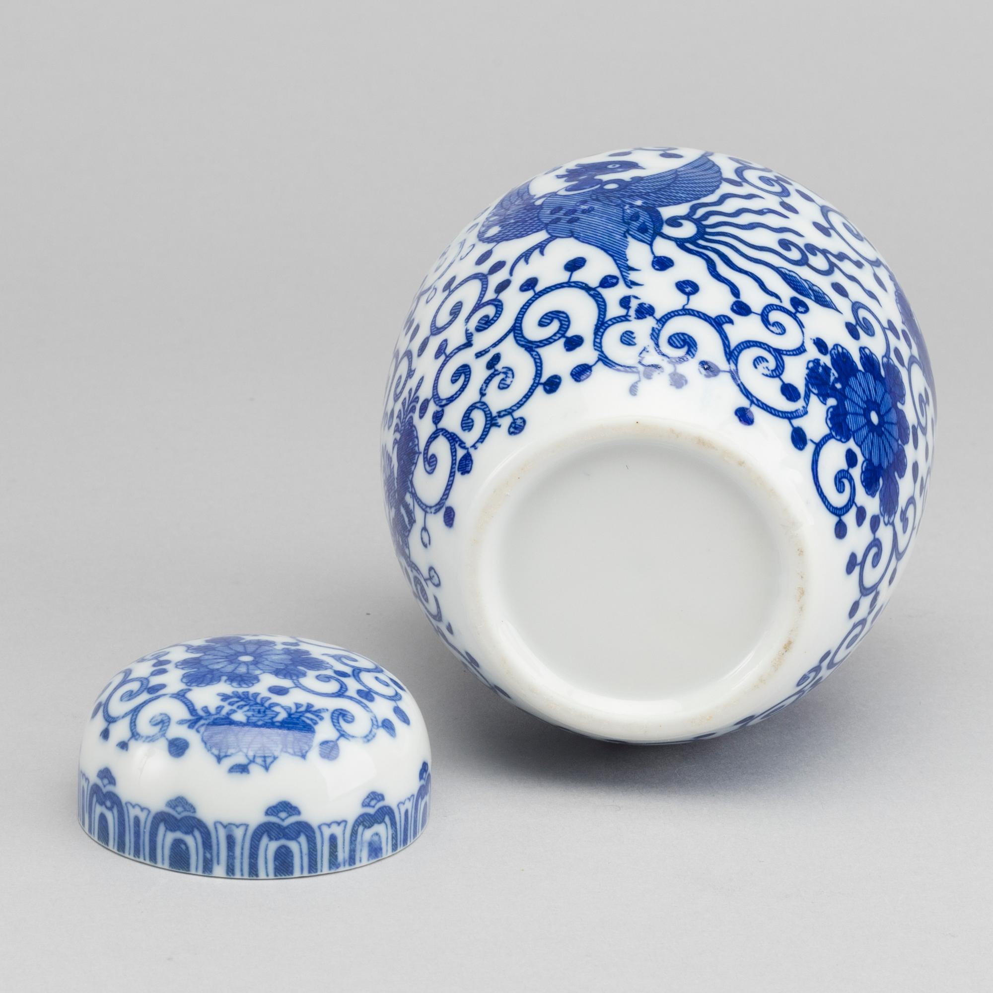 LOCKURNA 18/1900-tal porslin.