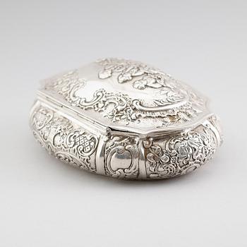 DOSA, silver, möjligen Frankrike, 1900-talets första hälft. Vikt ca 166 gram.