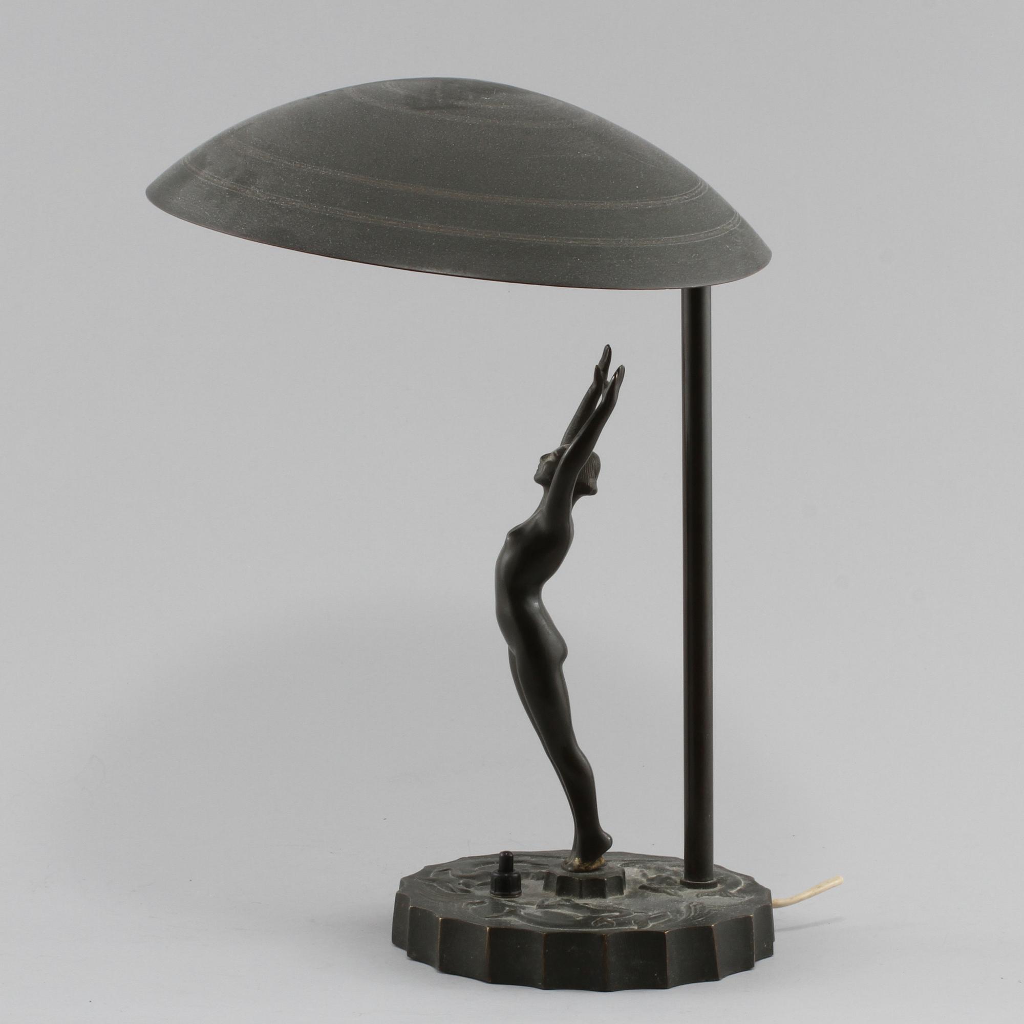 BORDSLAMPA, omkring 1900-talets mitt.