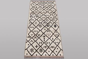 A runner carpet, Morocco, ca 286 x 86 cm.