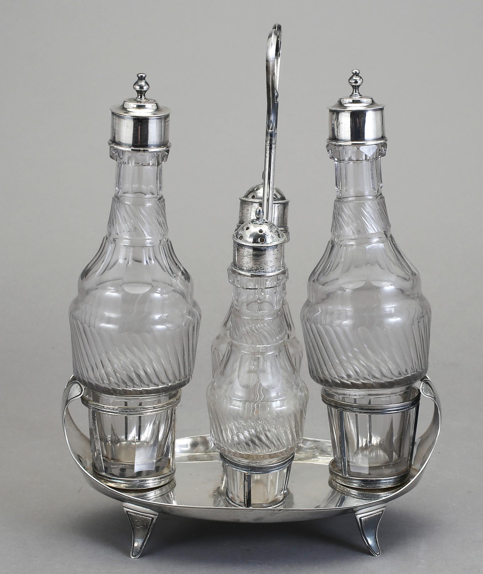BORDSSURTOUT, nysilver och glas, 1700/1800-tal.
