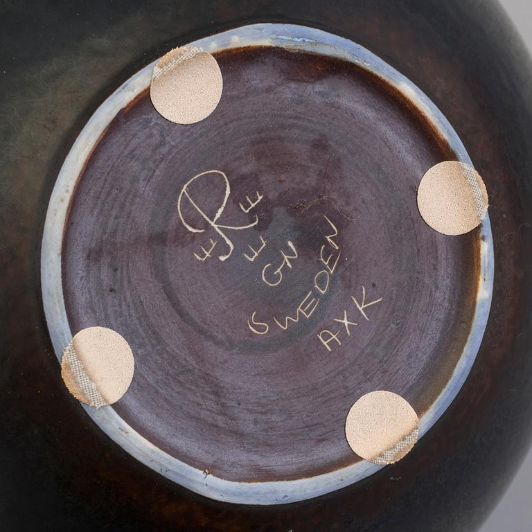 GUNNAR NYLUND, a stoneware bowl for Rörstrand.