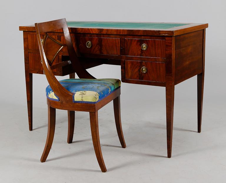 SKRIVBORD SAMT STOL, 1800-talets mitt.