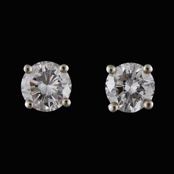 ÖRHÄNGEN, 14k vitguld med briljantslipade diamanter, tot 1.06 ct.