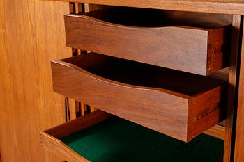 A 1950/60s sideboard.