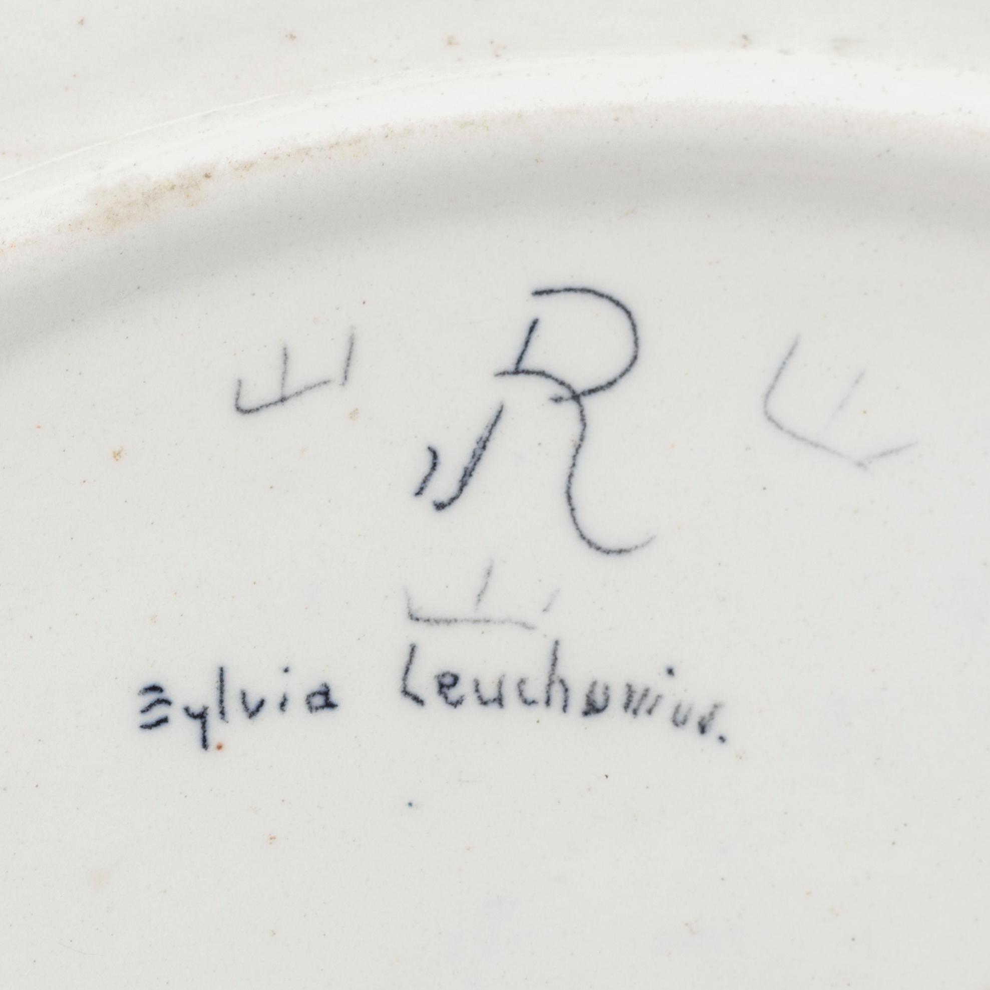 RÖRSTRAND, a set of 4 stoneware dishes, Carl-Harry Stålhane, Oskar Dahl, Sylvia Leuchovius, Sweden mid 20th century.