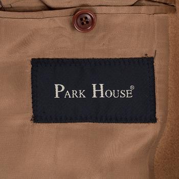 PARK HOUSE, a camel cashmere mens coat. Size 48.