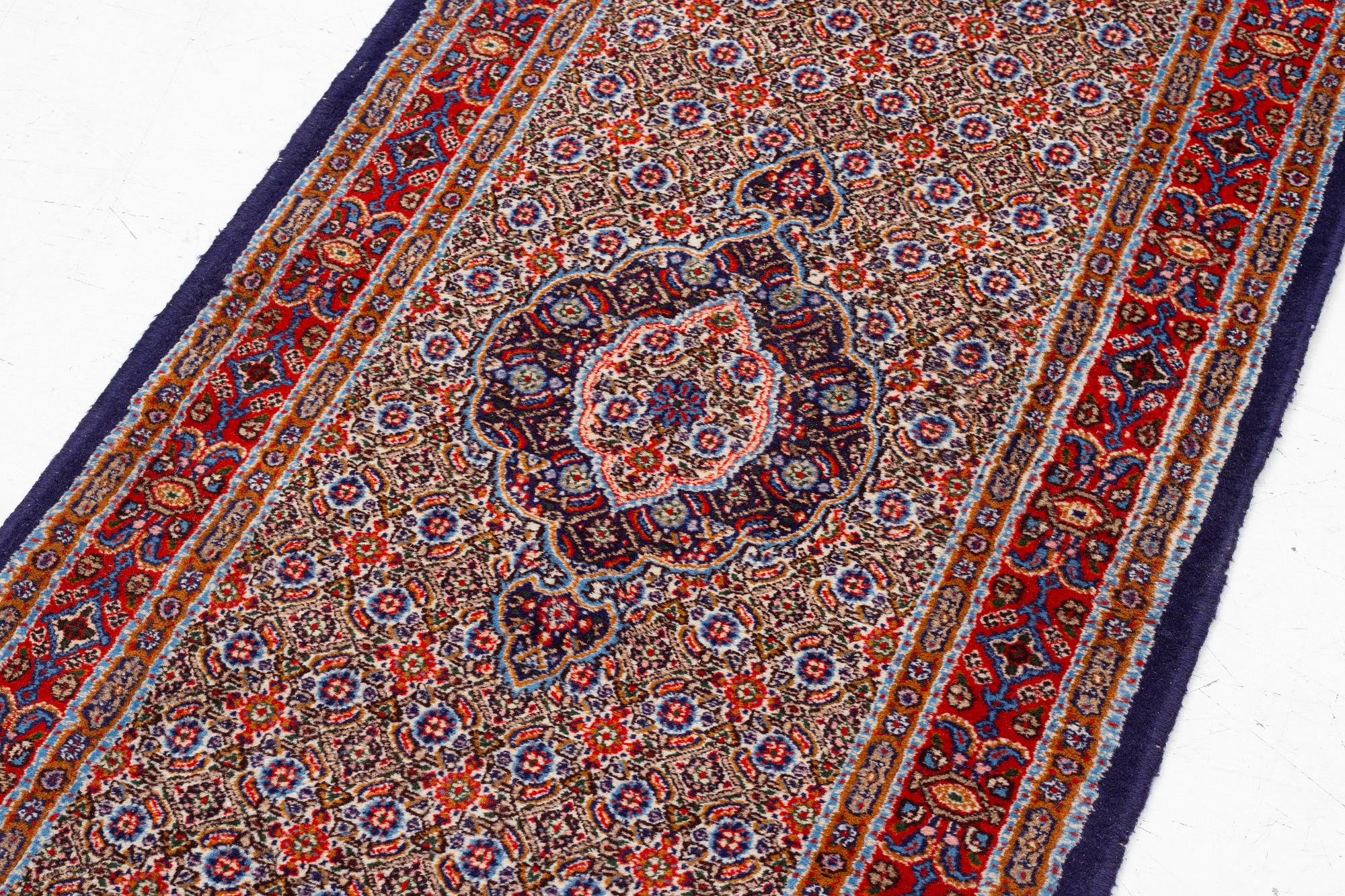 Gallerimatta, Moud, ca 290 x 82 cm.