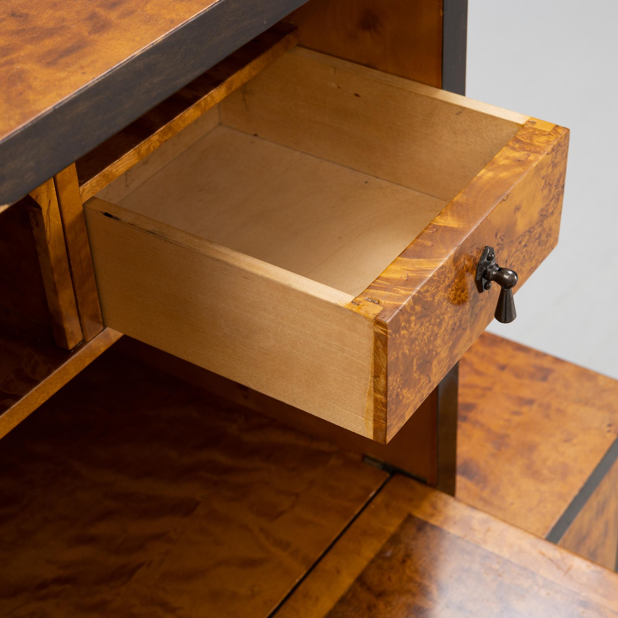 A 1930's cabinet.