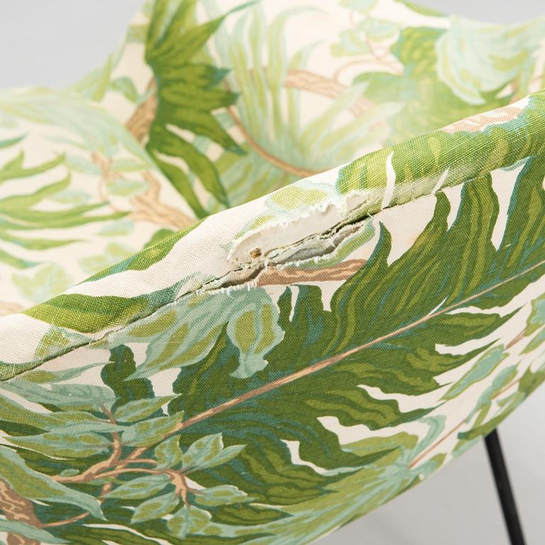 Eero Saarinen, A 1960s 'Womb chair' 70 for Artek, licensed production by Billnäs factory. Finland.