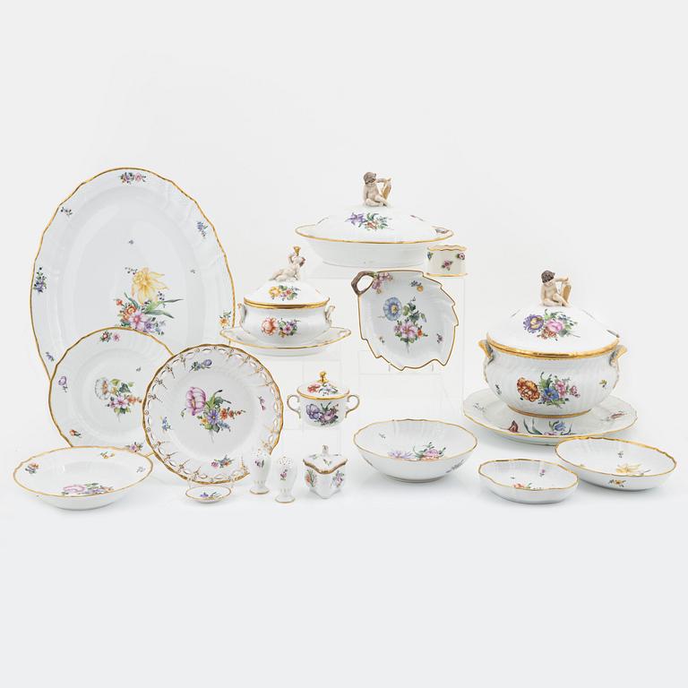 A Royal Copenhagen dinner service, 20th Century. (90 pieces).