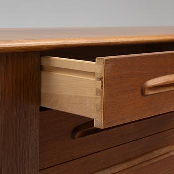 Nils Jonsson sideboard "Cortina" Troeds Möbelfabrik, Bjärnum 1960s.