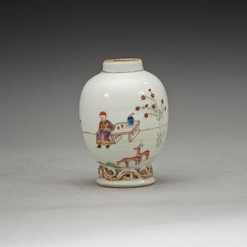 TEDOSA, vapenporslin. Qing dynastin, Qianlong (1736-95).