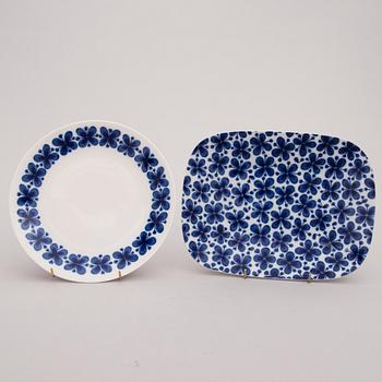 MARIANNE WESTMAN, ASTIASTO, 30 osaa, posliinia, "Mon Amie", Rörstrand, 1950-1987.