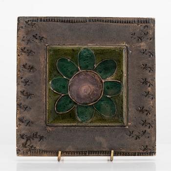 Rut Bryk, relief, stengods, signerad BRYK.