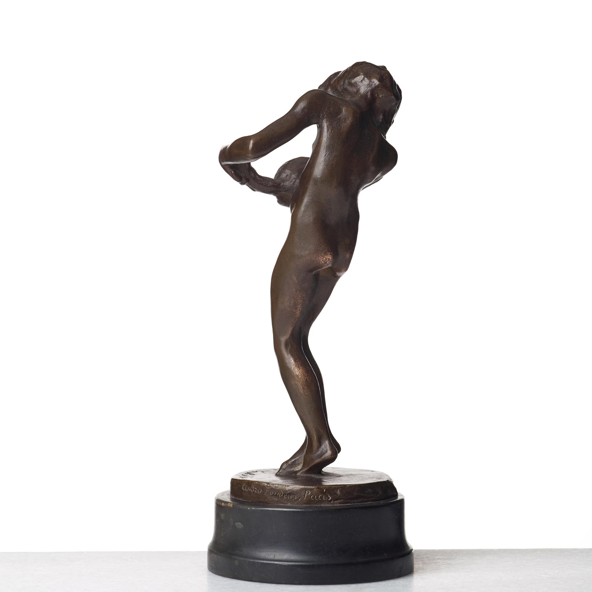 Carl Milles, "Flicka med katt" (Girl with Cat).