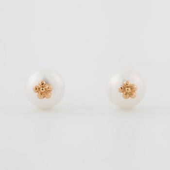 PER BORUP, a pair of cultured pearl earrings.