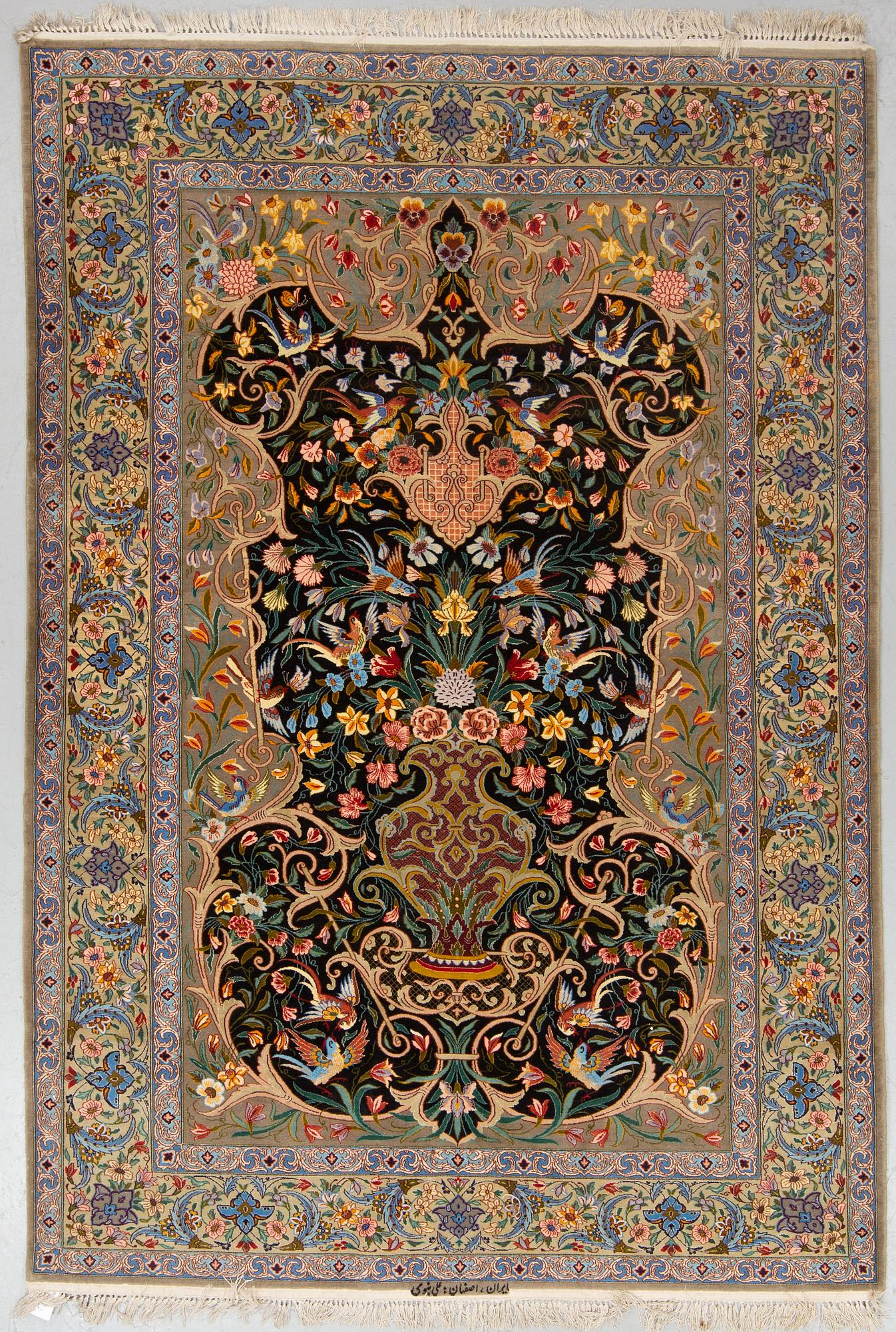 MATTA, Old Isfahan part silk, Nabawi, ca 240 x 160 cm.