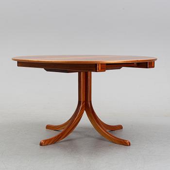 A model 771 mahogany dining table by Josef Frank for Firma Svenskt Tenn.