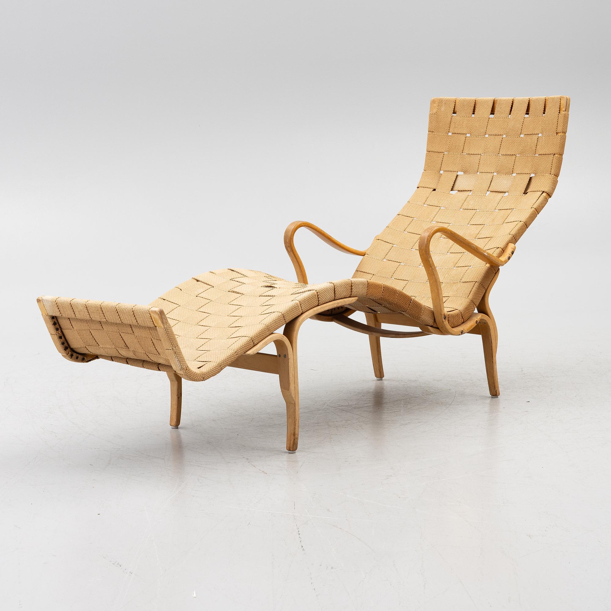 Bruno Mathsson, Lounge chair “Pernilla”, Firma Karl Mathsson, 1944.