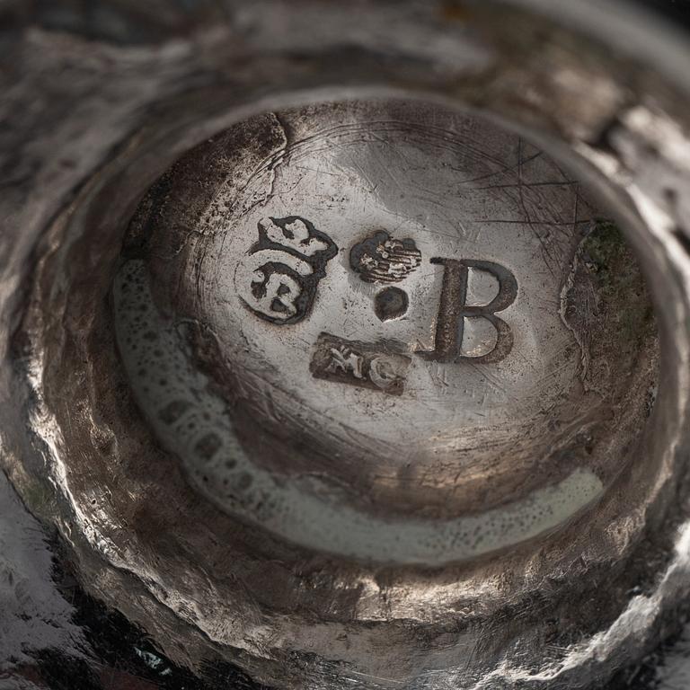 Mathias Grahl, kryddbössa, silver, Göteborg 1760. Rokoko.