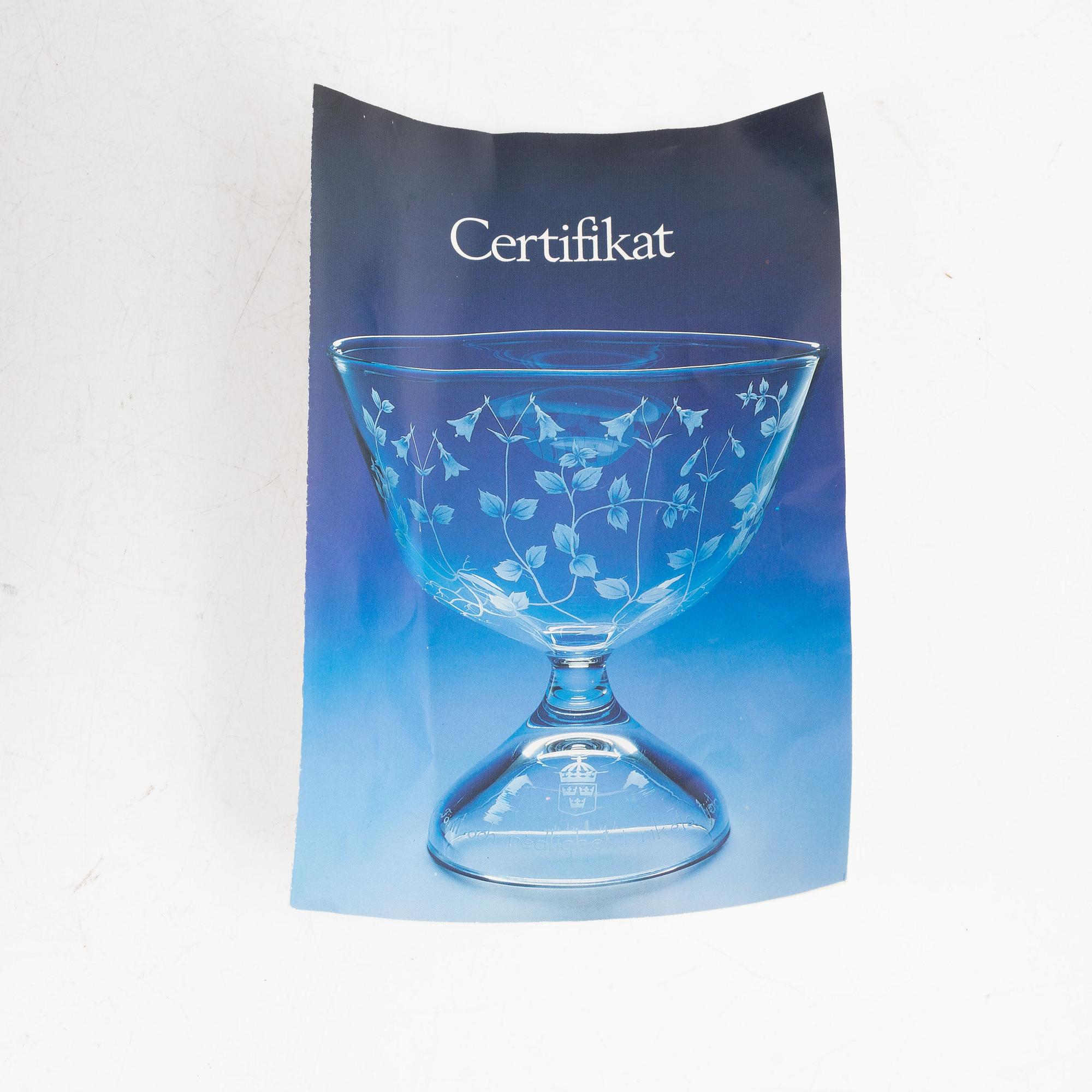 Lisa Bauer, a glass bowl, Kosta 1986.