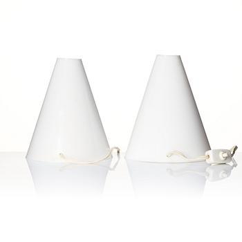 Bertil Brisborg, a pair of table lamps, model Triva "H55", Nordiska Kompaniet 1950s.