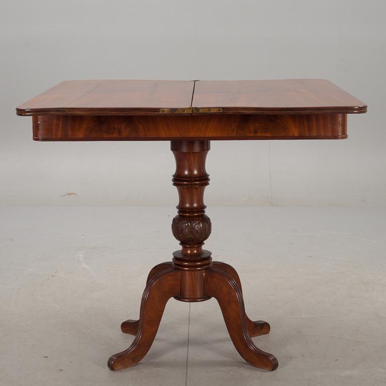 SPELBORD. 1800-tal.