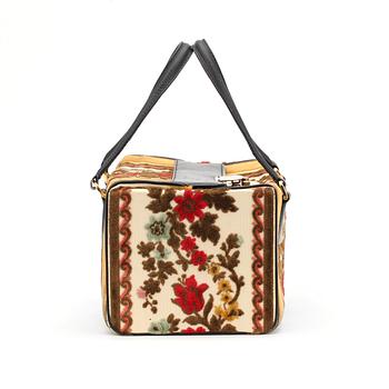 VALENTINO, a beautybox from the 1960s/70th.