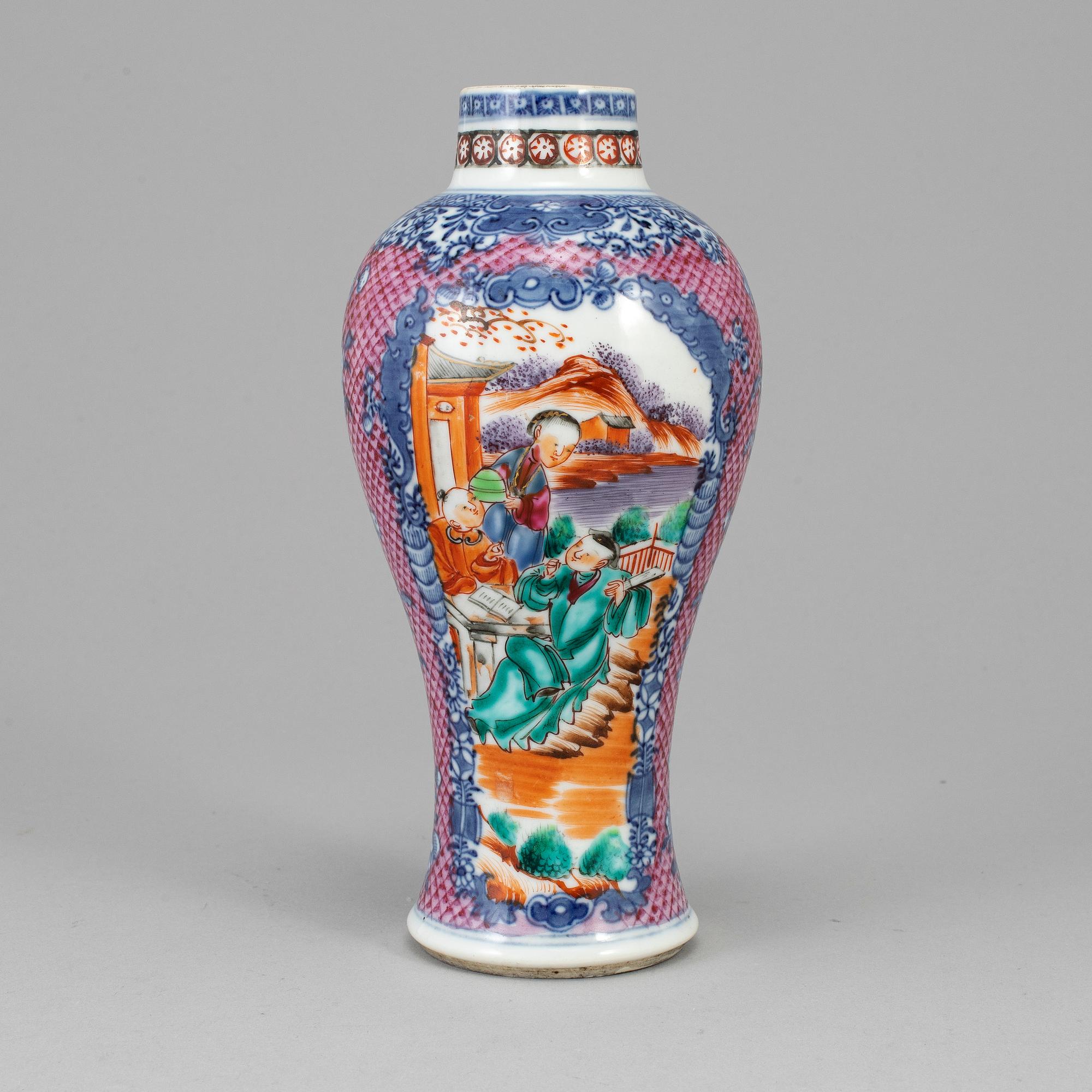 VAS, kompaniporslin. Qingdynastin, Qianlong (1736-95).