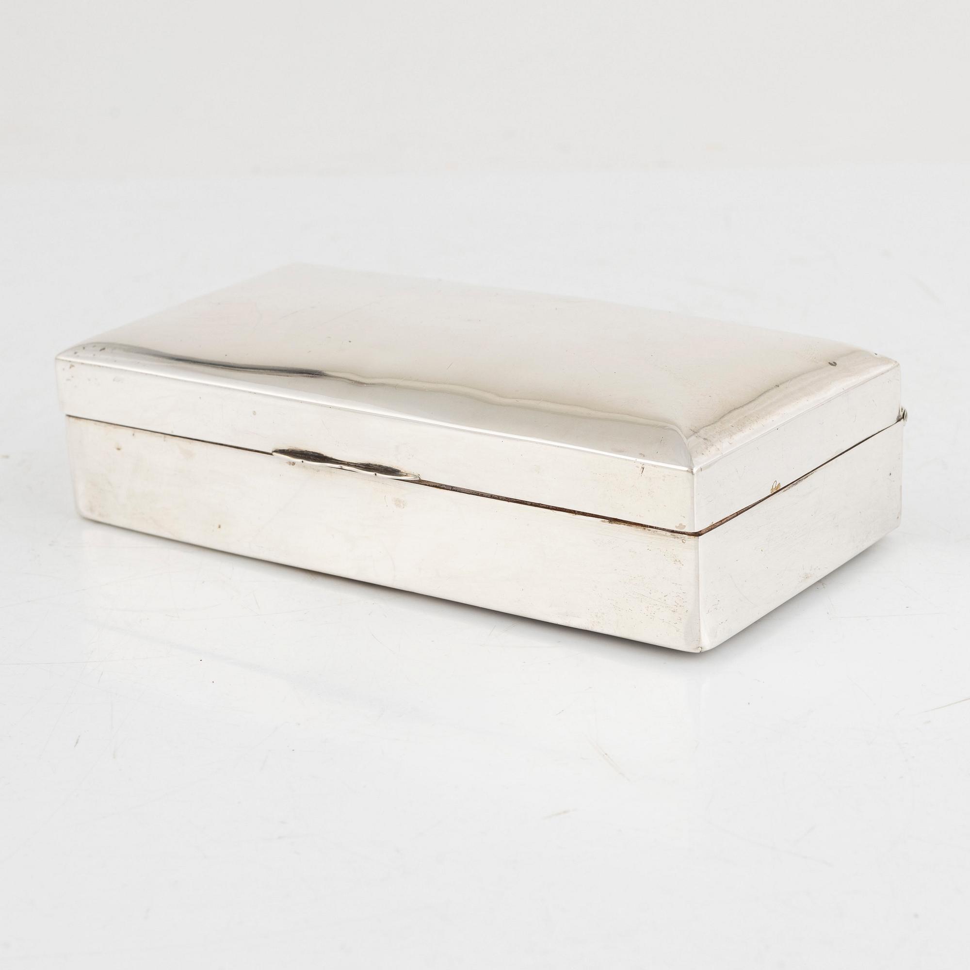 Levi & Salaman, tobaksskrin, silver, Birmingham 1904.