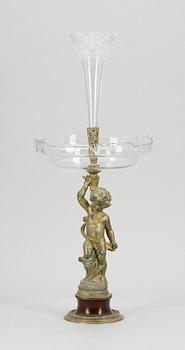 BORDSUPPSATS, metall och glas, nyrenässans, omkring 1900.