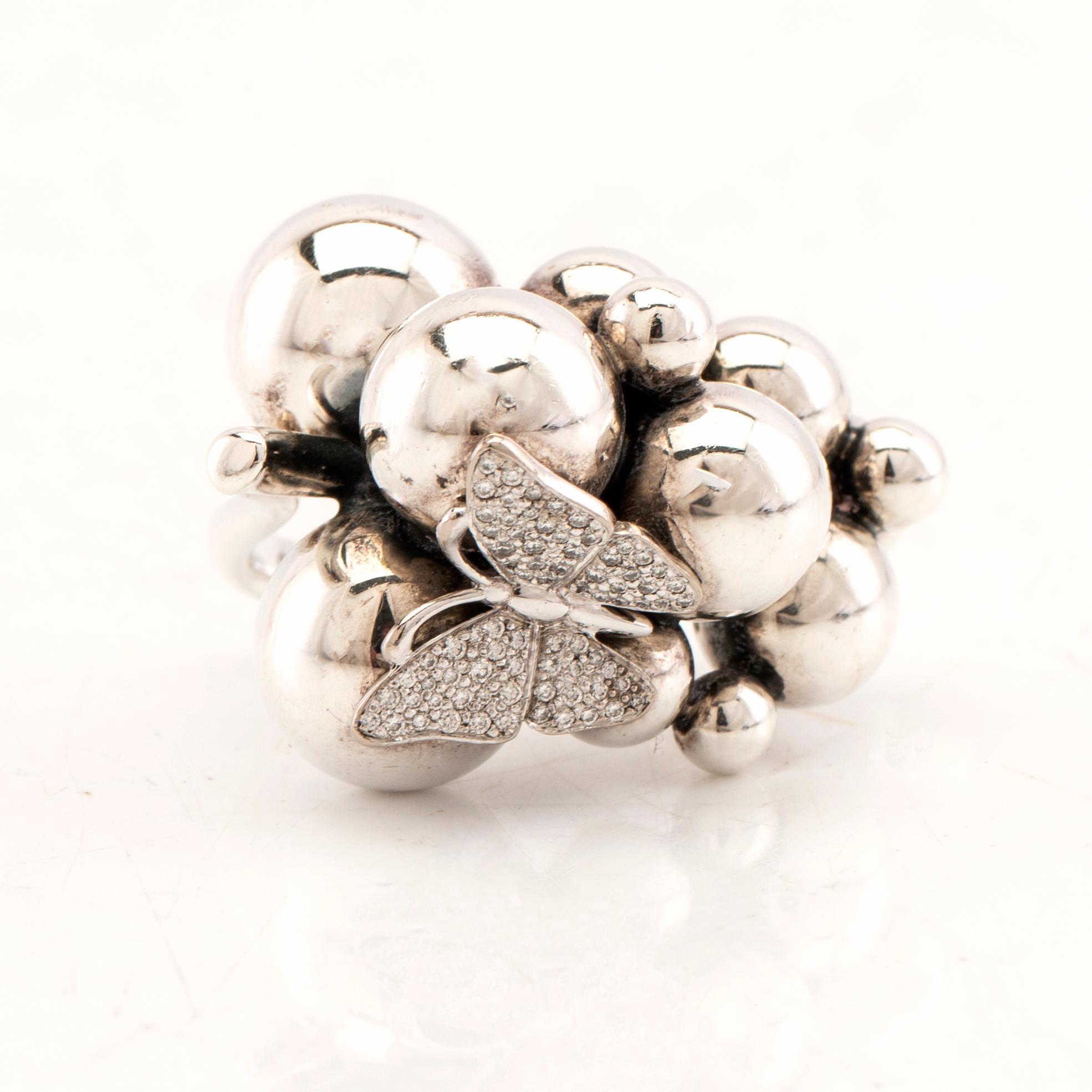 Georg Jensen, ring silver "Moonlight Grapes" med runda briljantslipade diamanter, design Harald Nielsen.