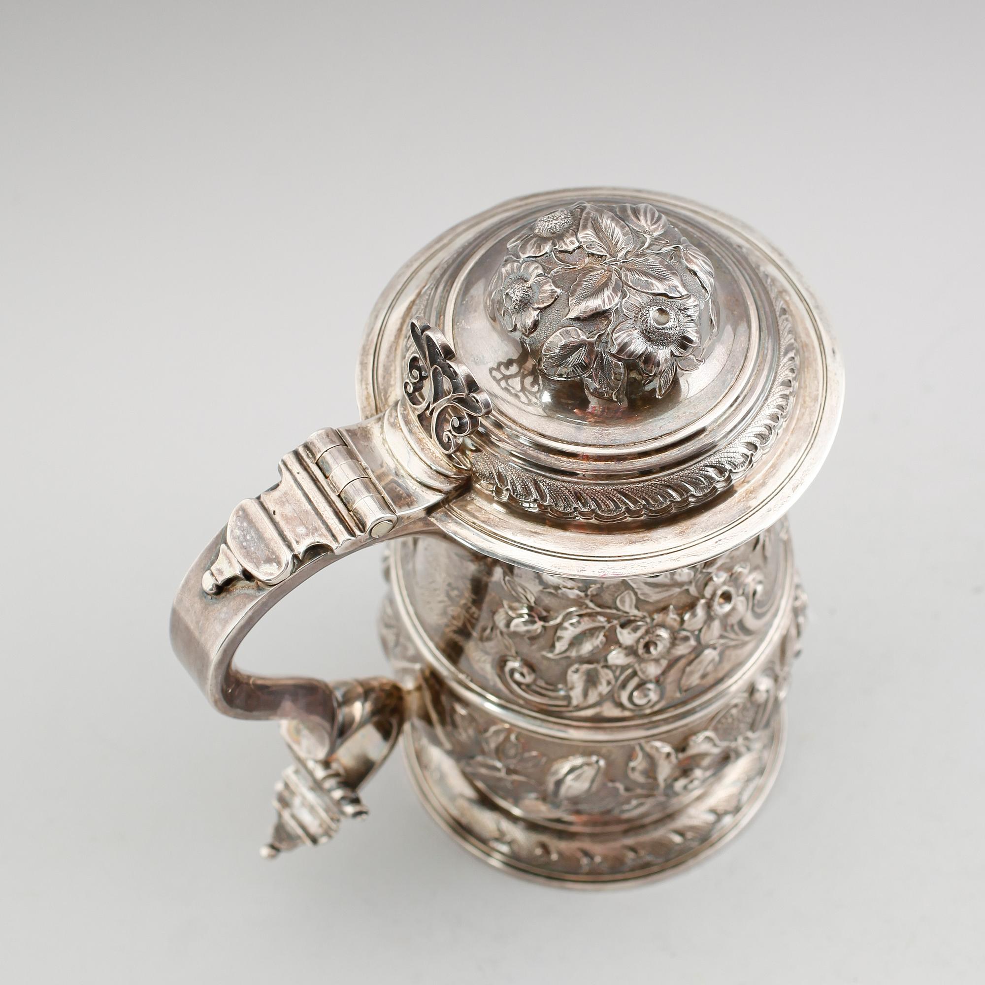STOP, silver, IM, London 1769. Vikt ca 924 g.