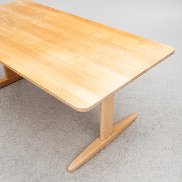 Børge Mogensen, a "Shaker" dining table, Madsens Fabriker, Denmark,.