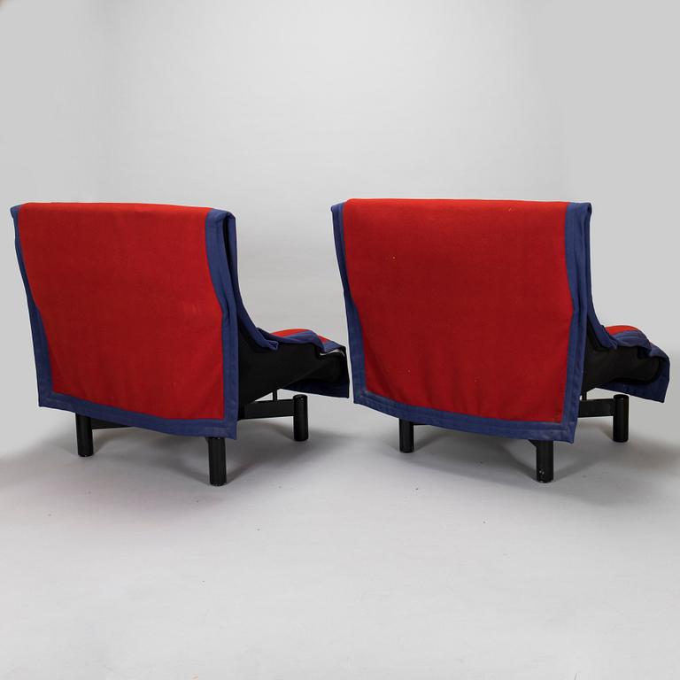 Vico Magistretti, A pair of "Sinbad" armchairs for Cassina, designed in 1981.